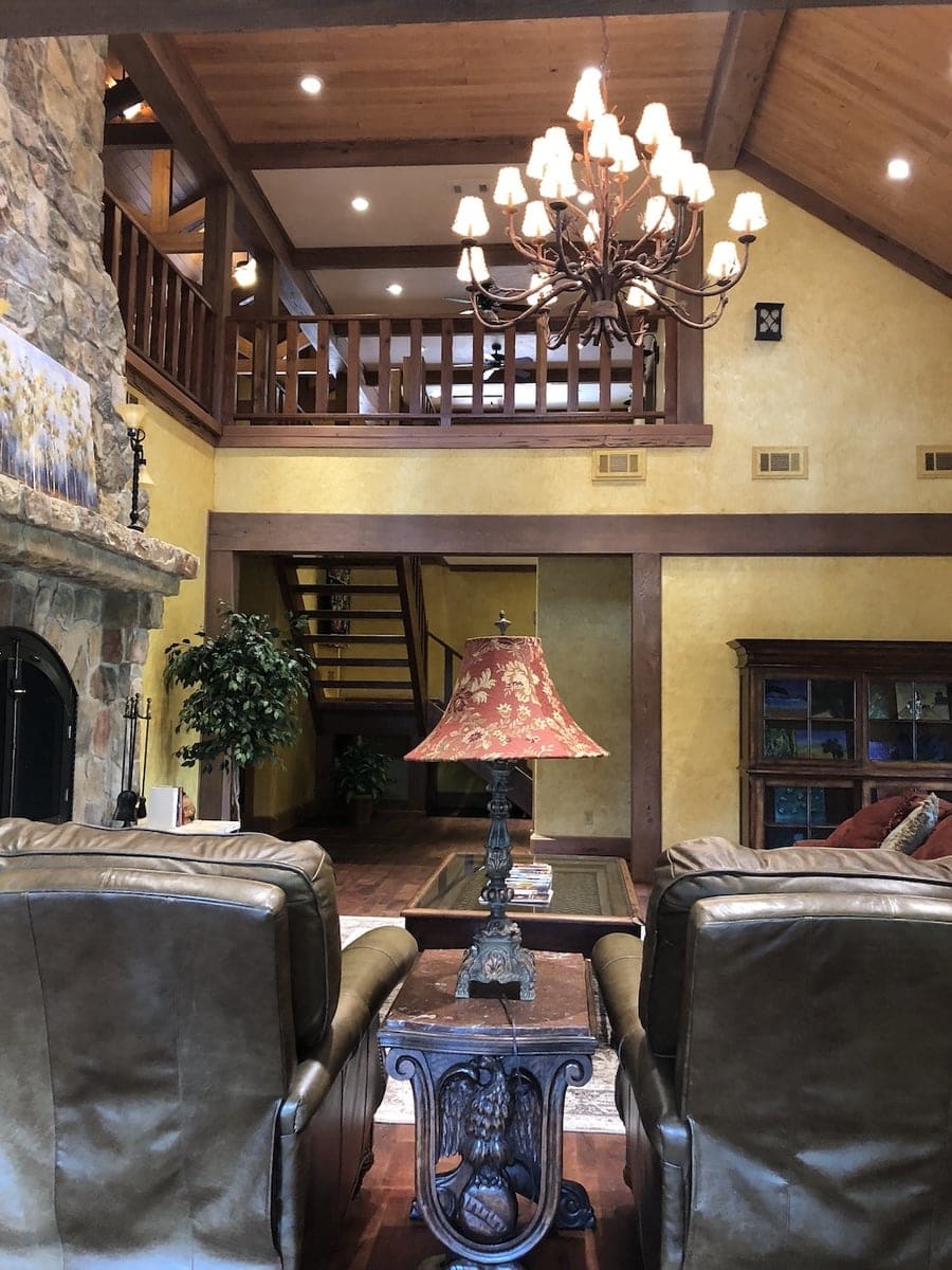 Great Room & Lounge